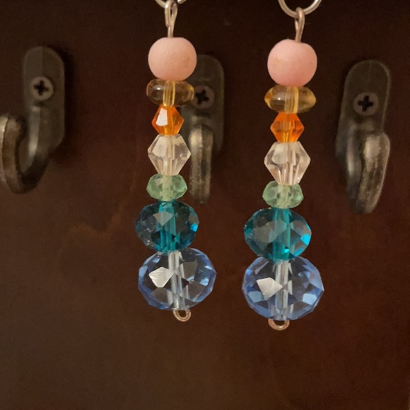 Jewerly By Hailey Custom Beaded earrings - Picture 6 of 7
